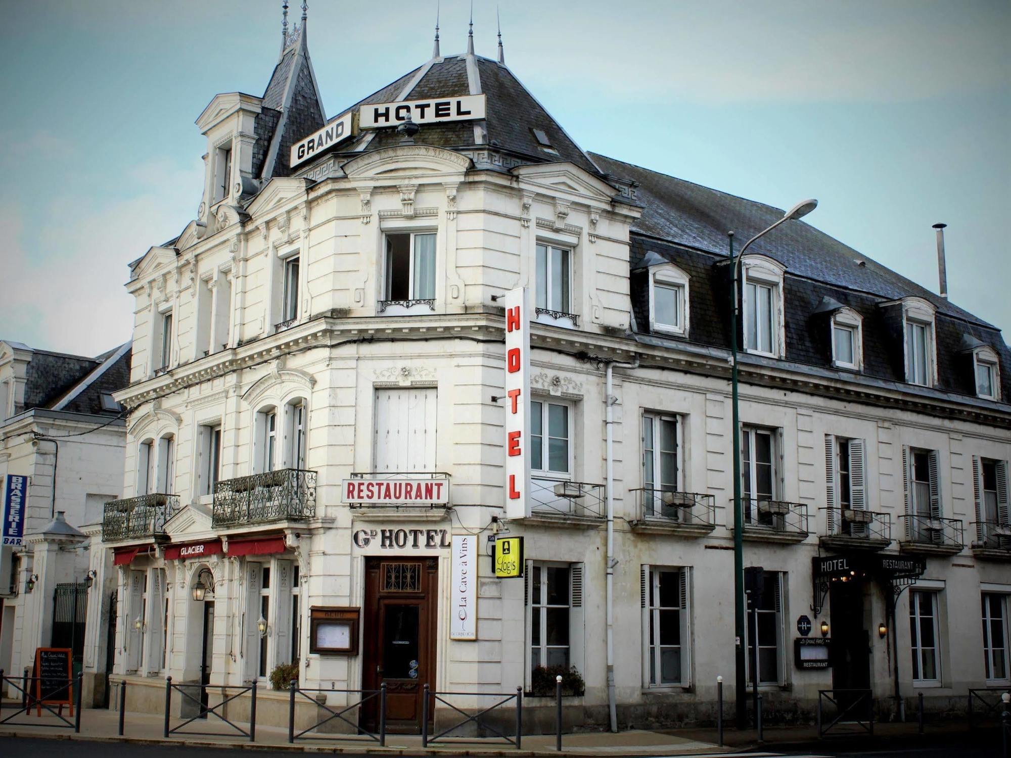 Logis Le Grand Hotel Château-du-Loir Exterior foto