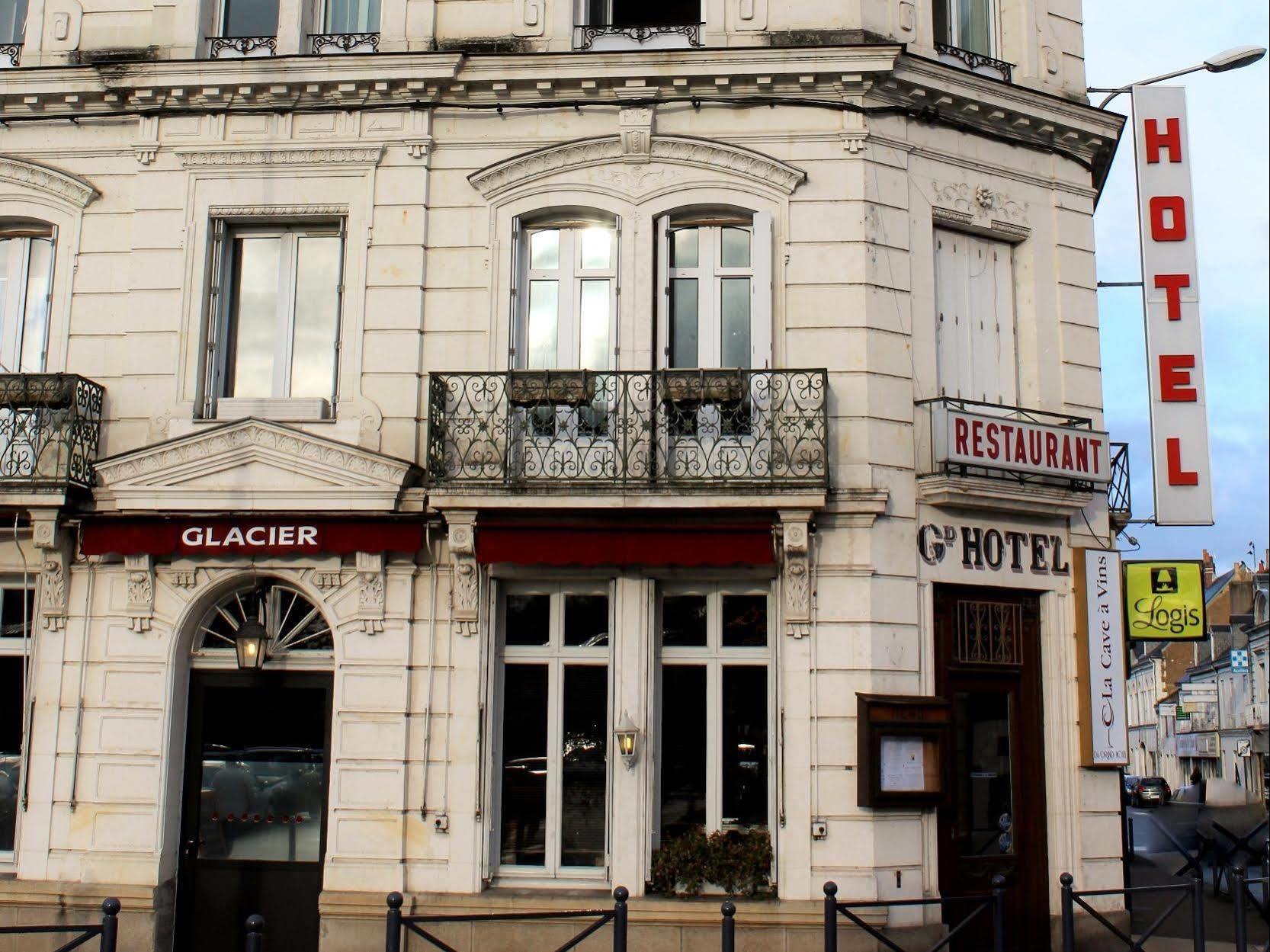 Logis Le Grand Hotel Château-du-Loir Exterior foto